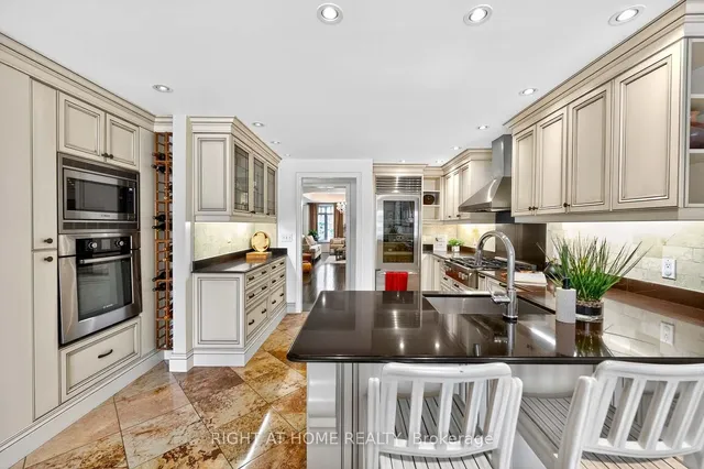 Additional image 21 of 242 Walmer Rd