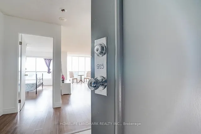 Additional image 6 of 2550 Lawrence Ave Unit 915