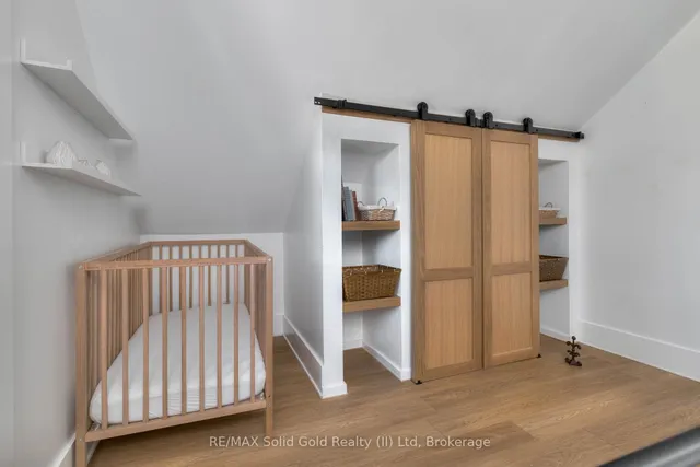 Additional image 25 of 33 Bloomingdale Rd