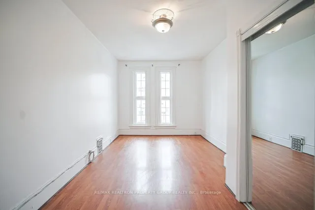 Additional image 20 of 141 Gerrard St