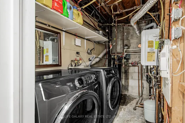 Additional image 30 of 43 Larkhall Ave