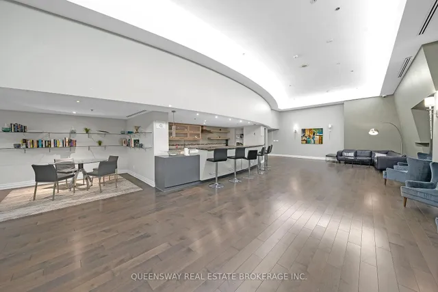 Additional image 29 of 550 Queens Quay Unit 429