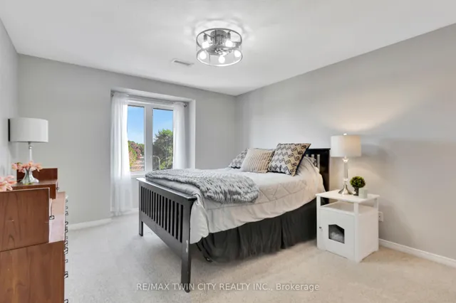 Additional image 38 of 45 Cedarhill Cres Unit 1D