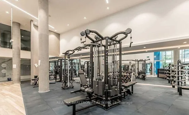 Additional image 28 of 161 Roehampton Ave Unit 508