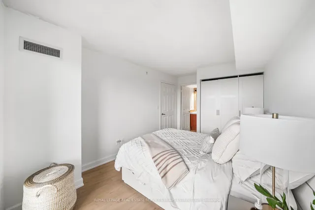 Additional image 14 of 18 Valley Woods Rd Unit 806