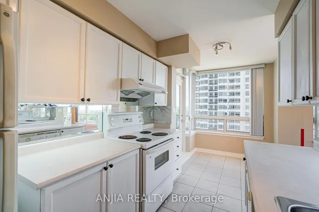 Additional image 9 of 1 Rean Dr Unit 908