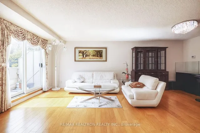 Additional image 2 of 1881 McNicoll Ave Unit 303