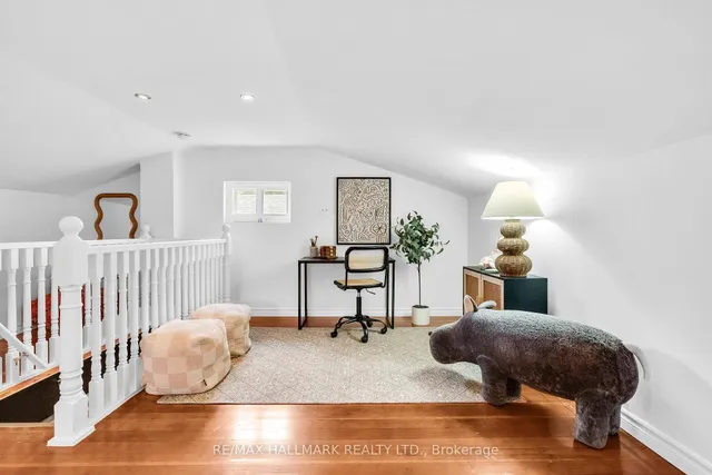 Additional image 30 of 2099 Gerrard St