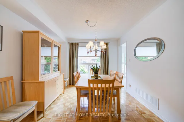 Additional image 9 of 19 Purdy Cres