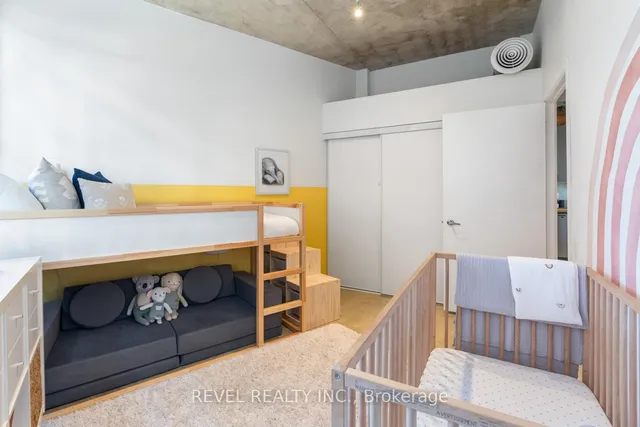 Additional image 18 of 369 Sorauren Ave Unit 204