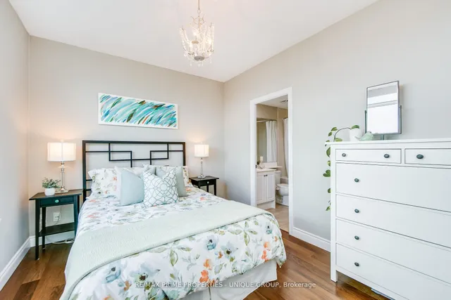 Additional image 10 of 319 Merton St Unit 904