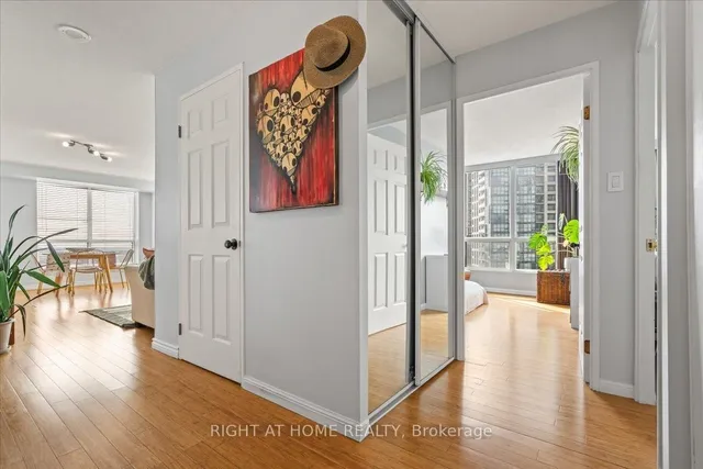 Additional image 12 of 101 Subway Cres Unit 1011