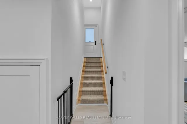 Additional image 37 of 32 Almont Rd