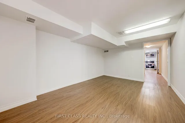 Additional image 29 of 214 Linden Ave