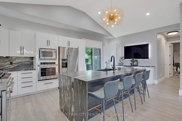 Additional image 9 of 34 Woodcrest Crt