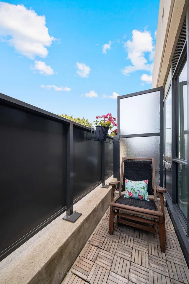 Additional image 14 of 1630 Queen St Unit 421