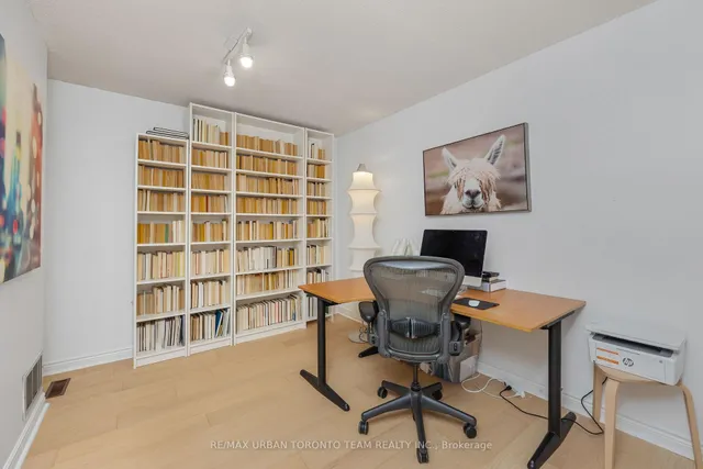 Additional image 24 of 50 Ashland Ave