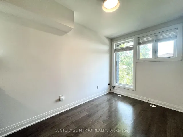 Additional image 26 of 1776 Lawrence Ave
