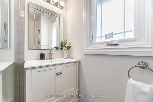 Additional image 30 of 226 Broadway Ave