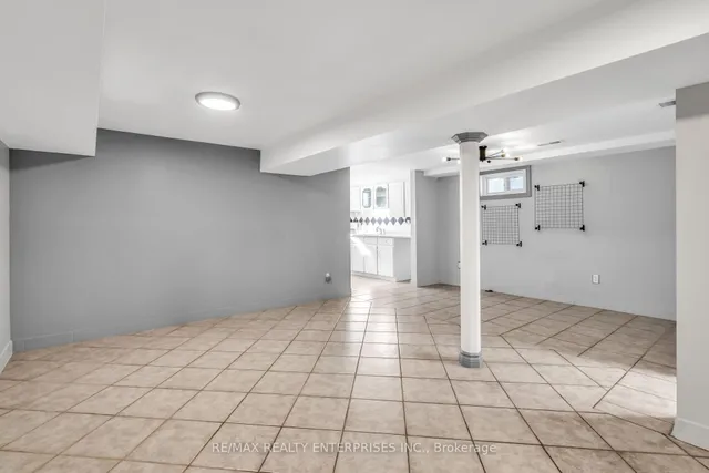 Additional image 33 of 79 Watney Cres