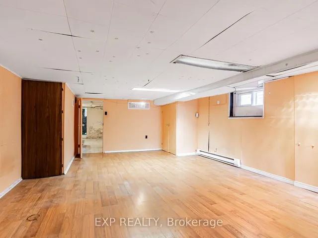 Additional image 29 of 235 Grace St