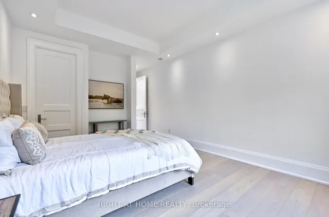 Additional image 35 of 27 Hurlingham Cres