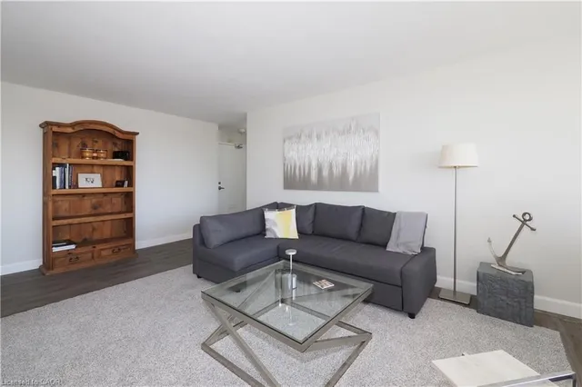 Additional image 10 of 24 Midland Dr Unit 406