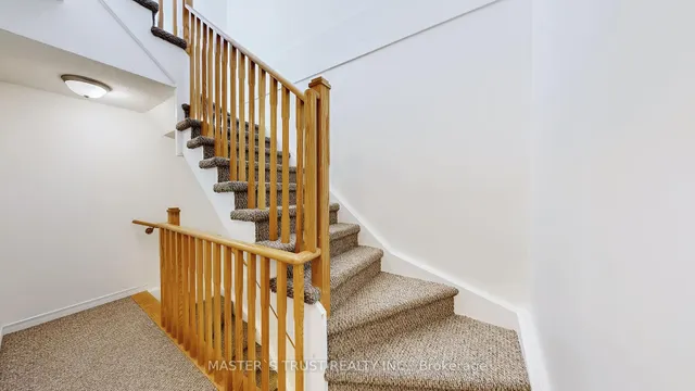 Additional image 30 of 74 Munro St Unit Unit4