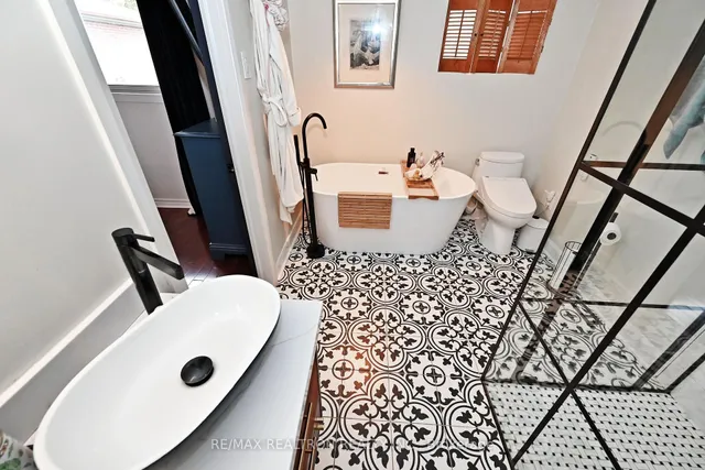 Additional image 23 of 9 Karen Rd