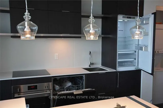 Additional image 3 of 197 Yonge St Unit 4811