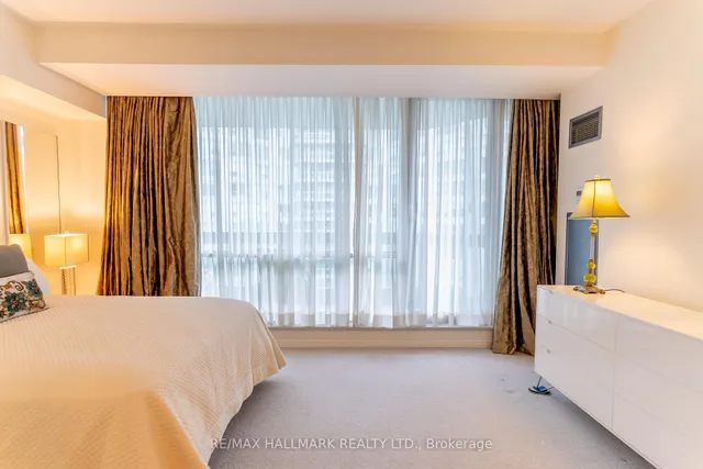 Additional image 22 of 10 Queens Quay Unit Ph9