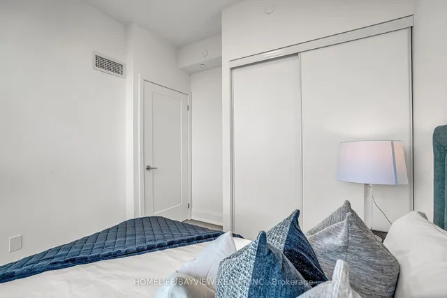 Additional image 35 of 89 Church St Unit 2807