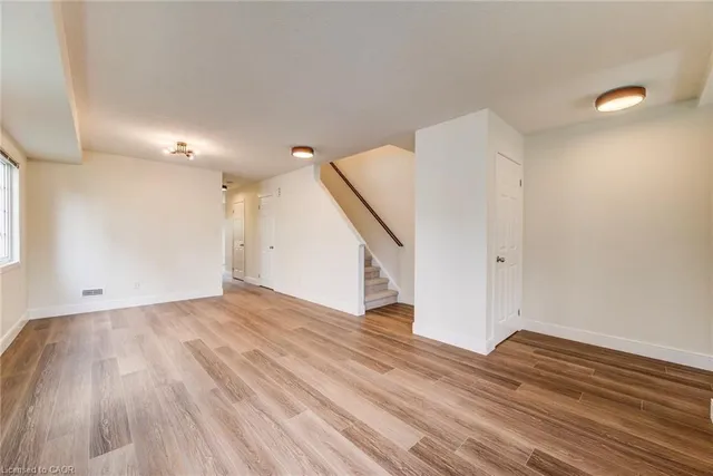 Additional image 8 of 931 Glasgow St Unit 35B