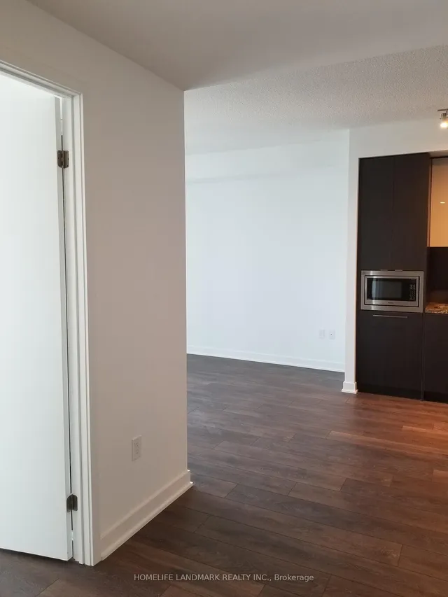 Additional image 10 of 125 Blue Jays Way Unit 3903