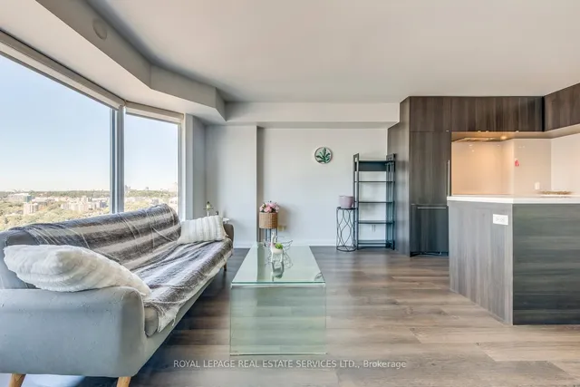 Additional image 15 of 155 Yorkville Ave Unit 2213