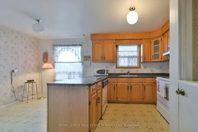 Additional image 10 of 18 Torrington Dr