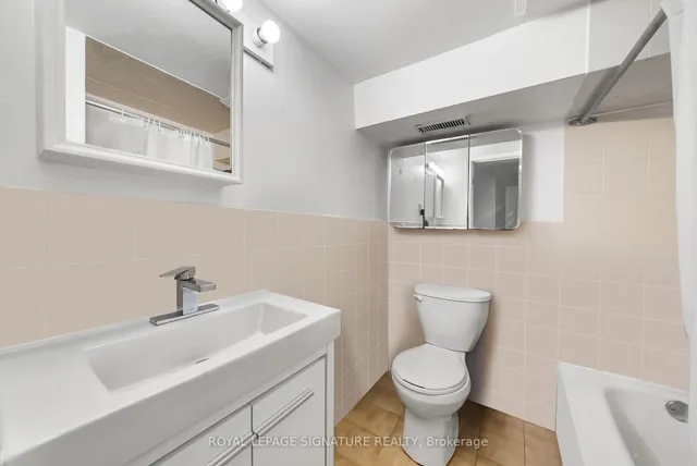 Additional image 2 of 820 Palmerston Ave