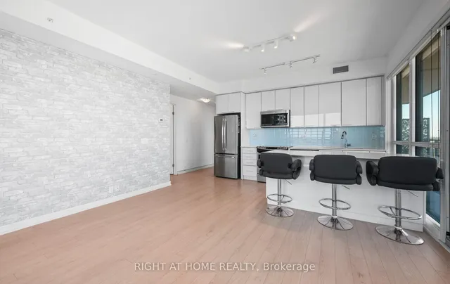 Additional image 8 of 10 Park Lawn Rd Unit 3409