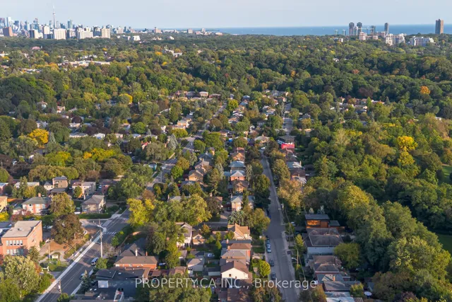 Additional image 38 of 14 Warren Cres