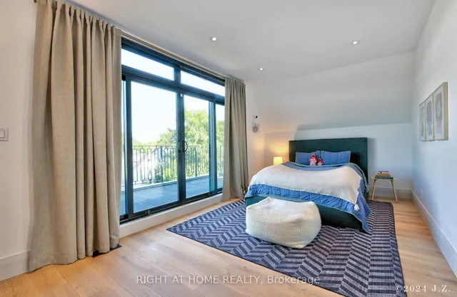 Additional image 33 of 521 Atlas Ave