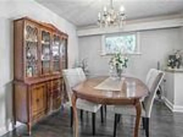 Additional image 7 of 33 Farmcrest Dr