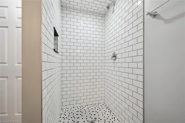 Additional image 24 of 1470 Queens Blvd