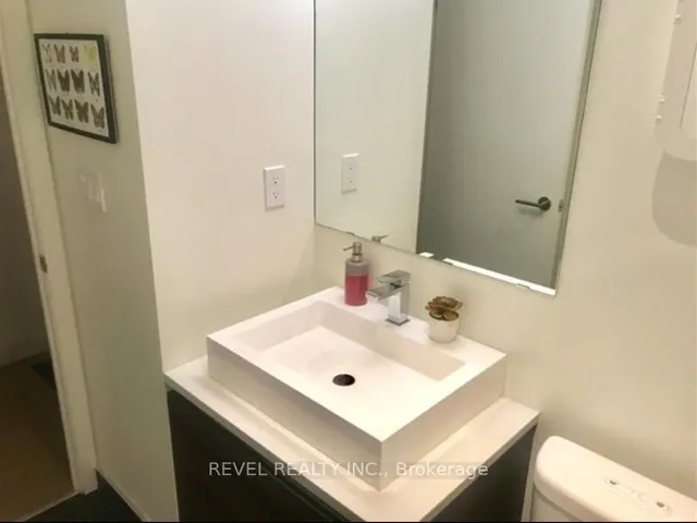 Additional image 12 of 111 Bathurst St Unit 1501