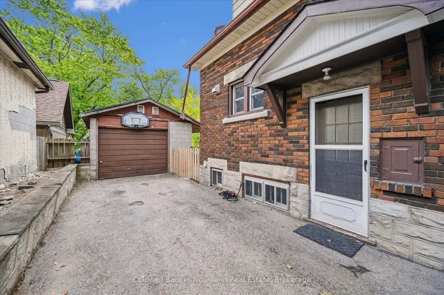 Additional image 39 of 39 Agnes St