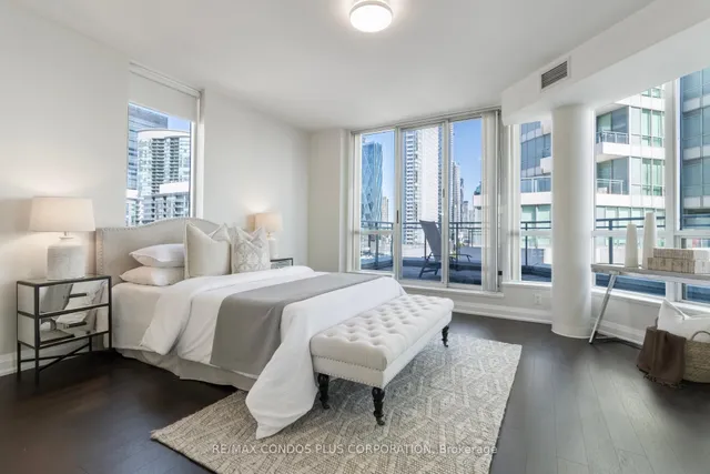 Additional image 32 of 230 Queens Quay Unit 1215