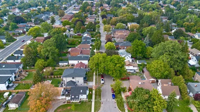 Additional image 50 of 4 Bertha Ave