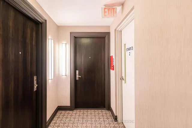 Additional image 23 of 840 Queens Plate Dr Unit 205