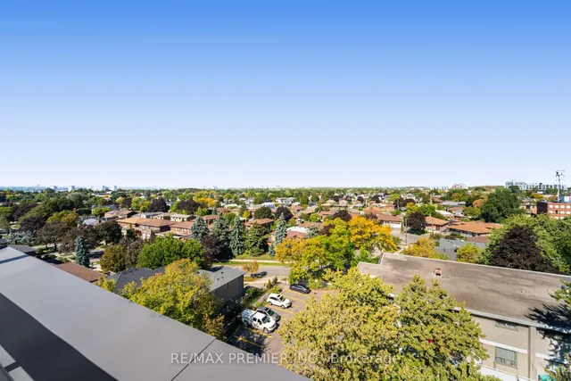 Additional image 44 of 2800 KEELE St Unit TH 107