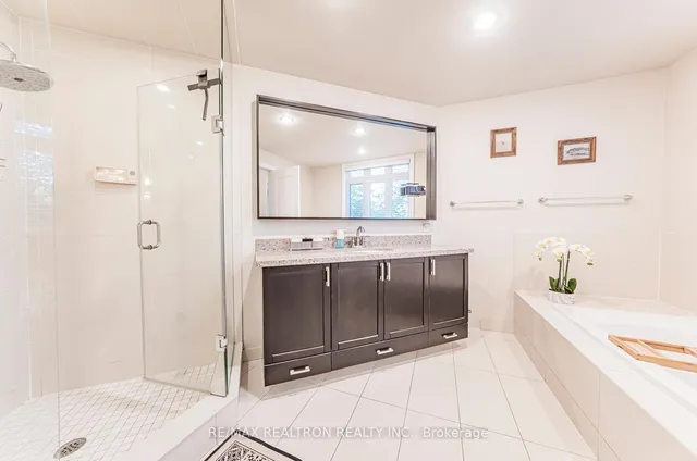 Additional image 31 of 115 Harrison Garden Blvd Unit Th43