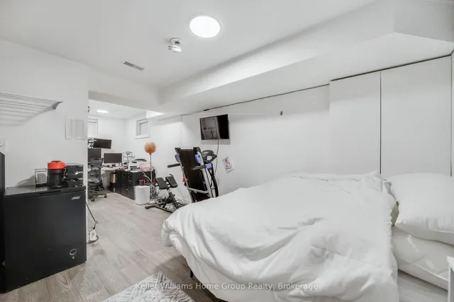 Additional image 27 of 497-499 Evans Ave